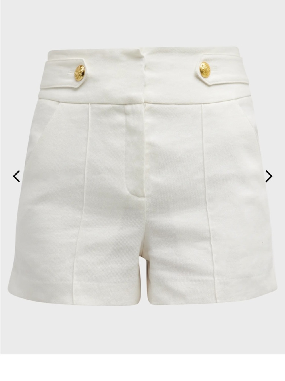Veronica Beard Runo White Tailored Shorts Gold Button Detail size 6. NWT $325